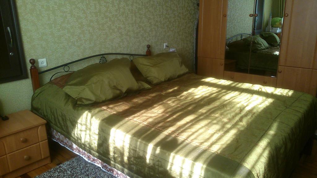 Comfortable Apartment In Батуми Экстерьер фото